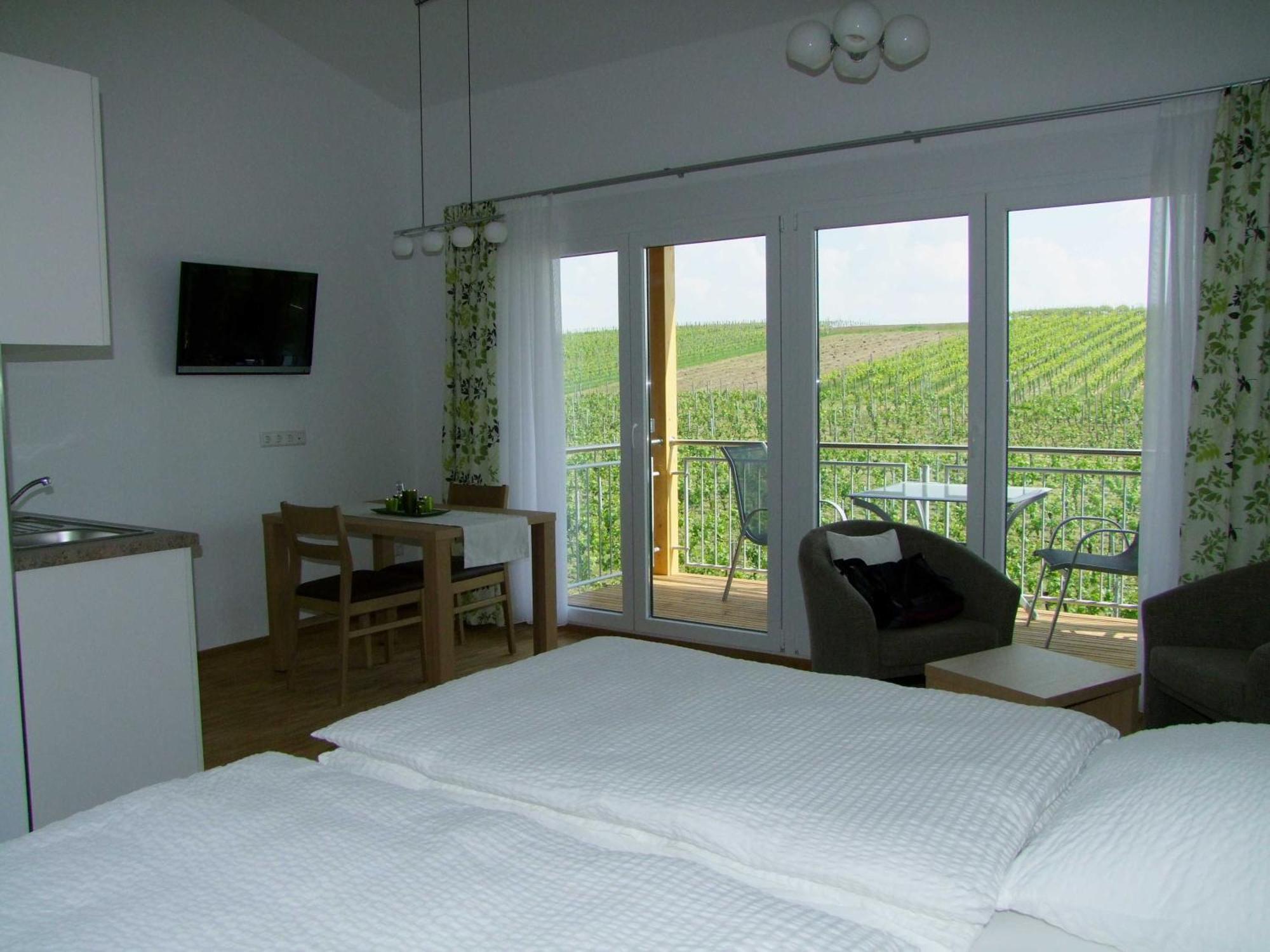 Winzerhof Schmid Apartment Schwaigern Ngoại thất bức ảnh